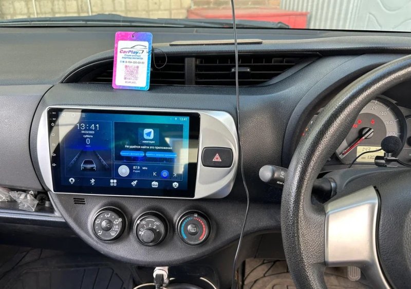 Магнитола штатная Toyota Vitz 2014