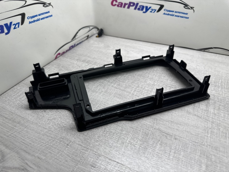 Переходная рамка магнитолы