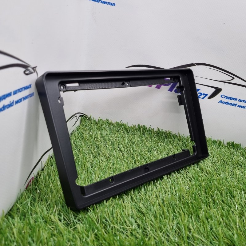 Переходная рамка магнитолы