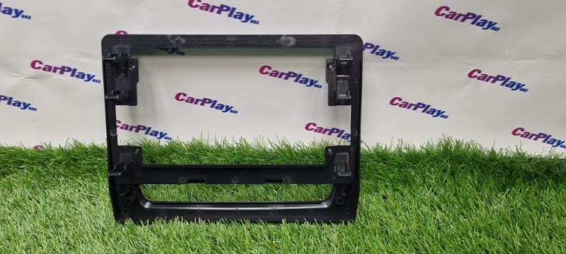 Переходная рамка магнитолы