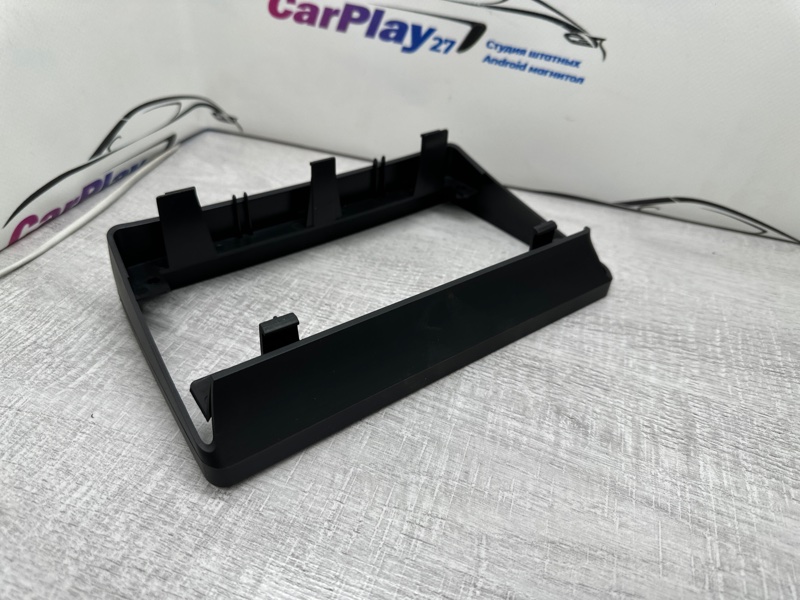 Переходная рамка магнитолы