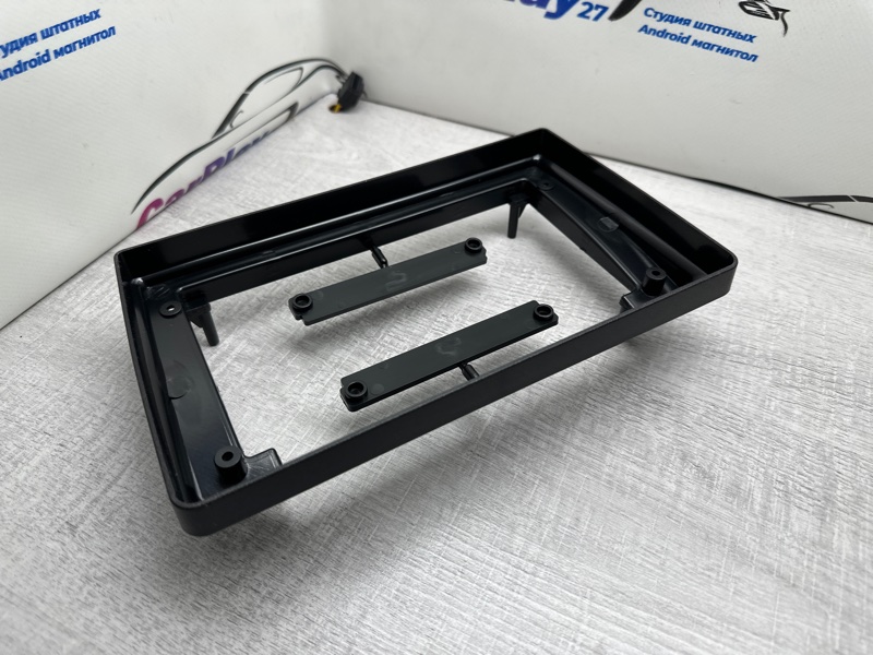Переходная рамка магнитолы