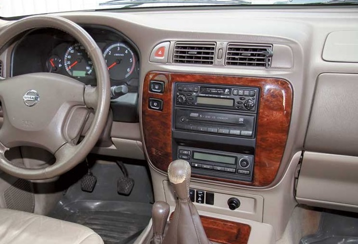 Переходная рамка магнитолы