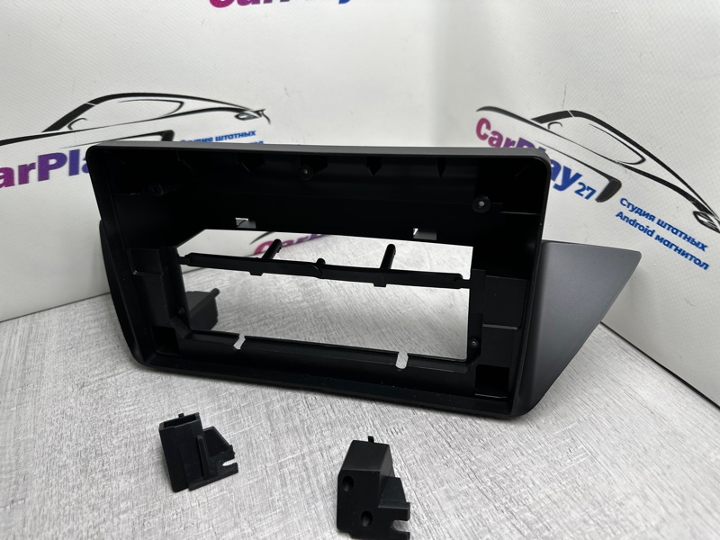 Переходная рамка магнитолы