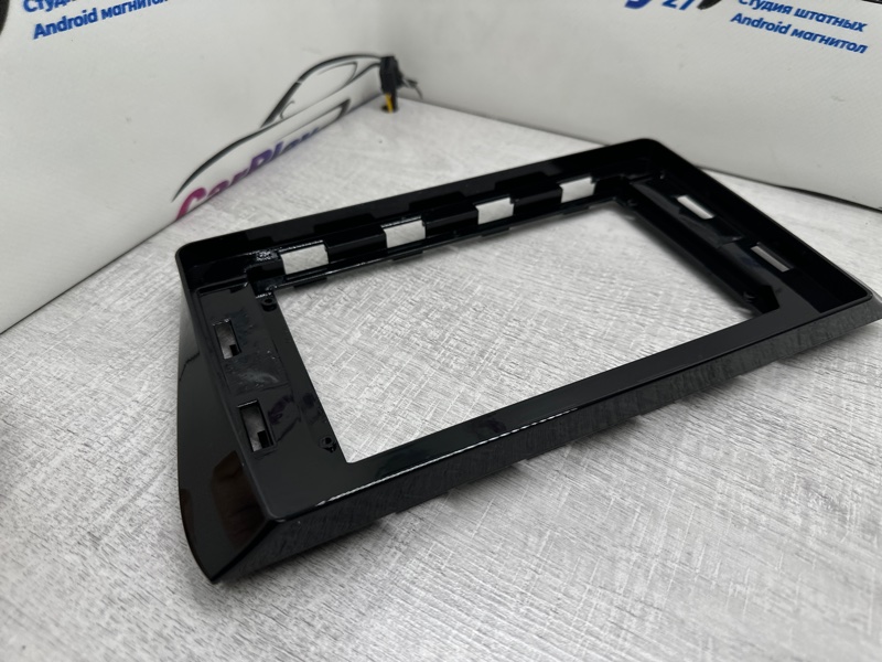 Переходная рамка магнитолы