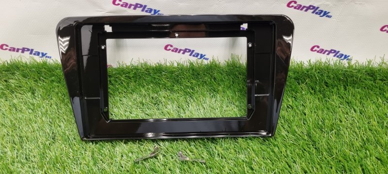 Переходная рамка магнитолы