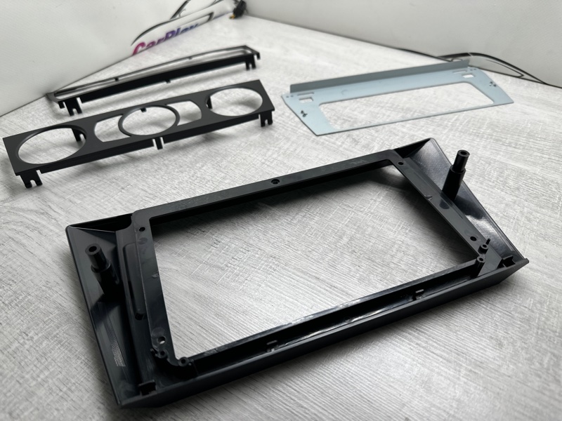 Переходная рамка магнитолы