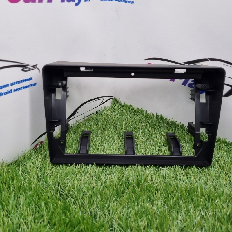 Переходная рамка магнитолы