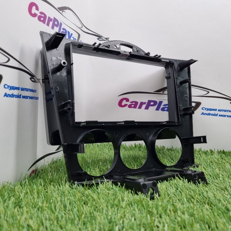 Переходная рамка магнитолы