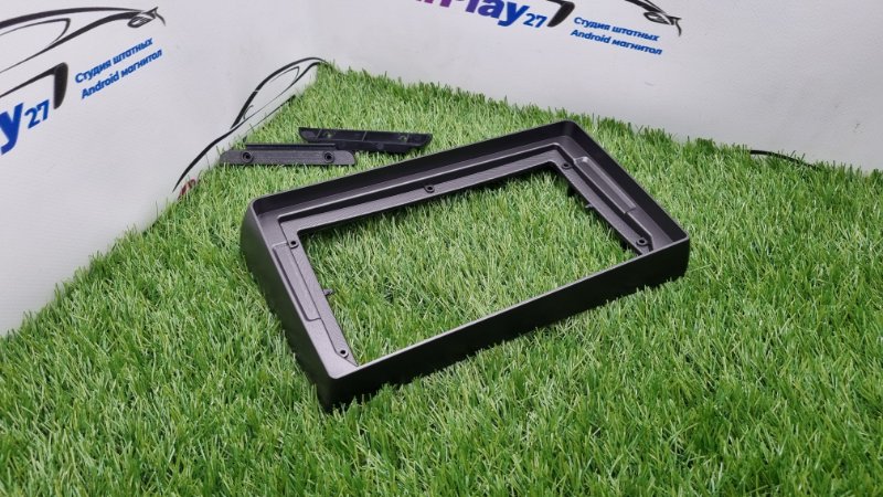 Переходная рамка магнитолы