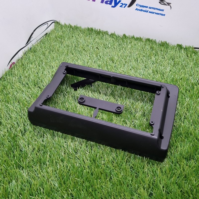 Переходная рамка магнитолы