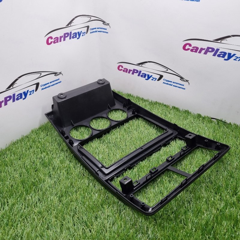 Переходная рамка магнитолы