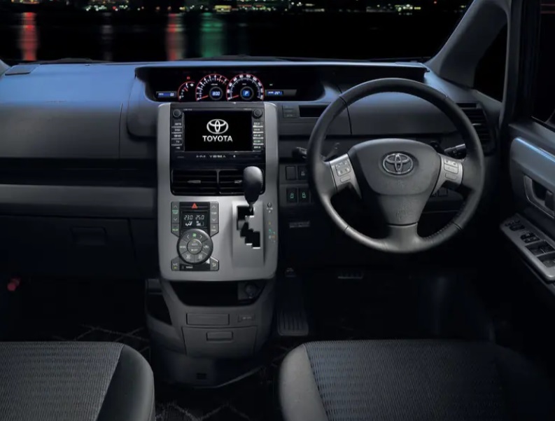 Переходная рамка магнитолы