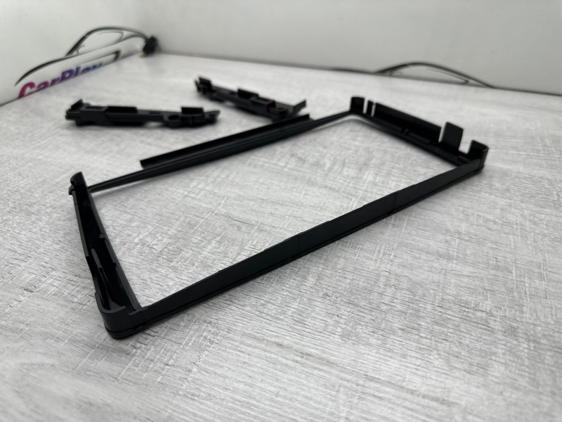 Переходная рамка магнитолы