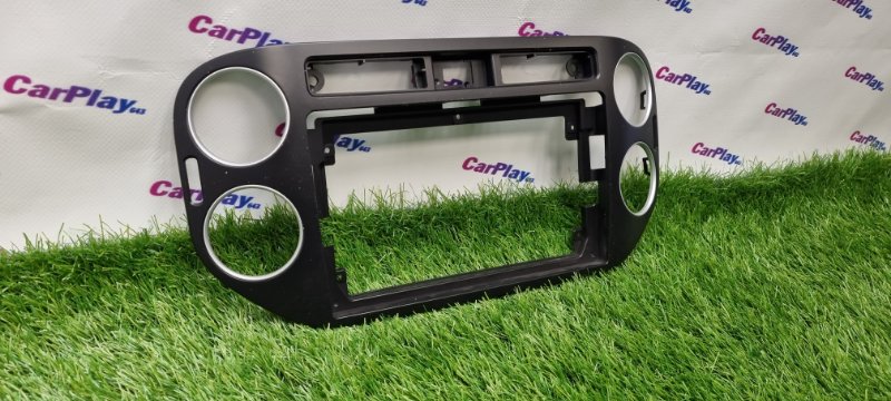 Переходная рамка магнитолы