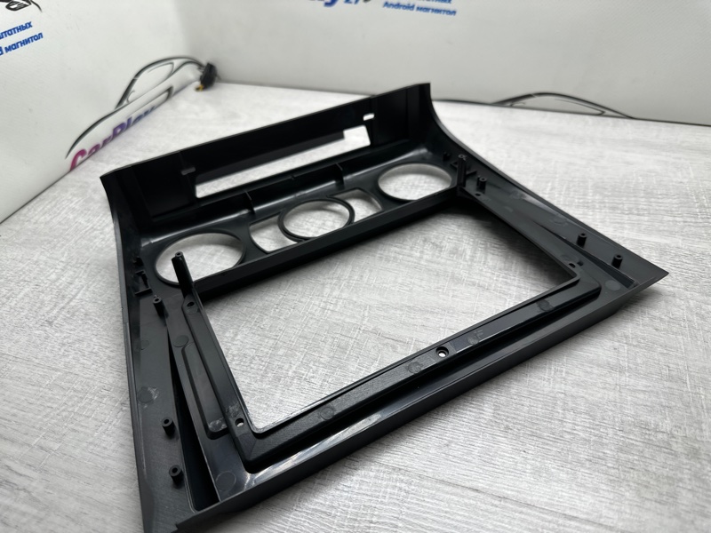 Переходная рамка магнитолы