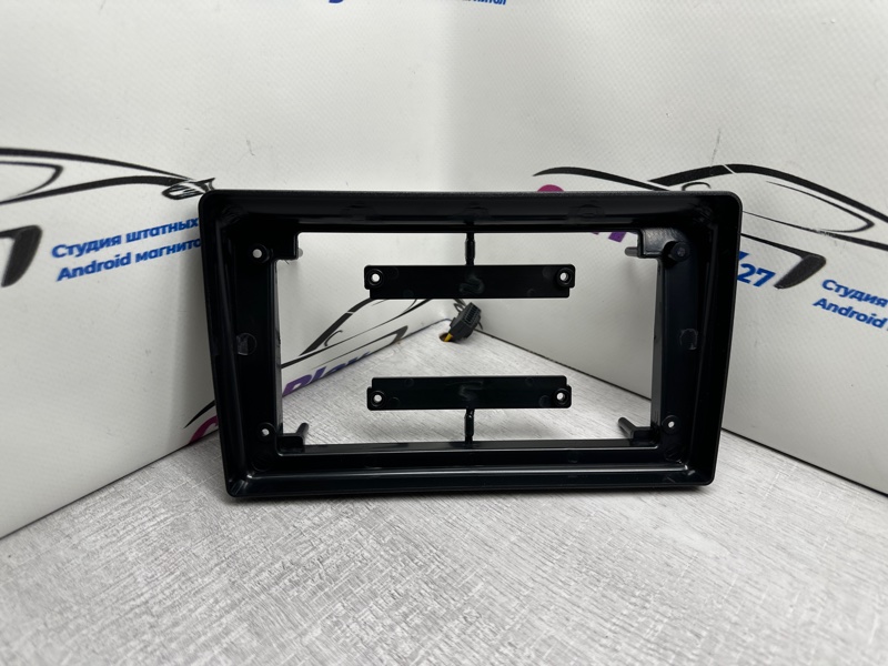 Переходная рамка магнитолы