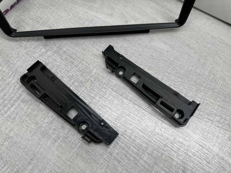 Переходная рамка магнитолы