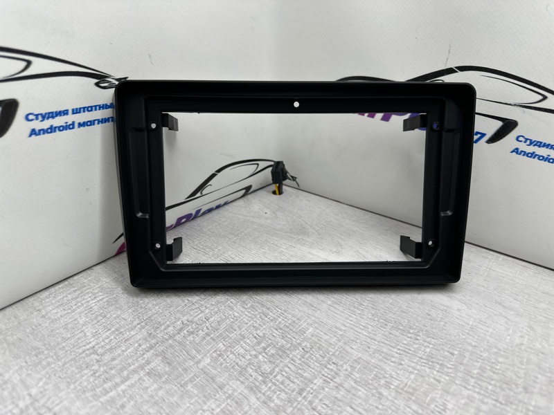 Переходная рамка магнитолы