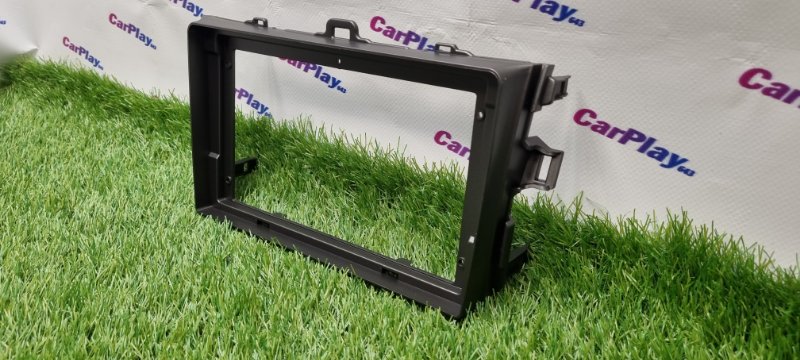 Переходная рамка магнитолы