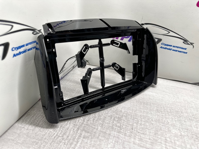 Переходная рамка магнитолы