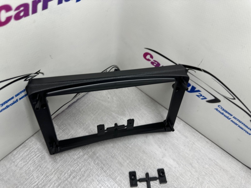 Переходная рамка магнитолы