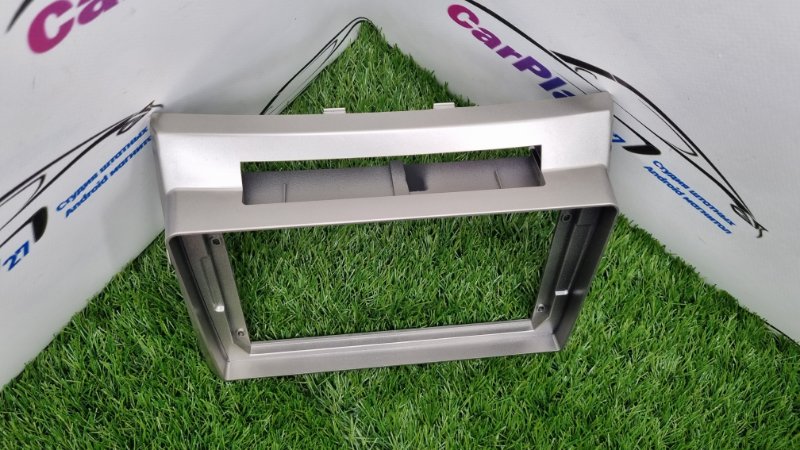 Переходная рамка магнитолы