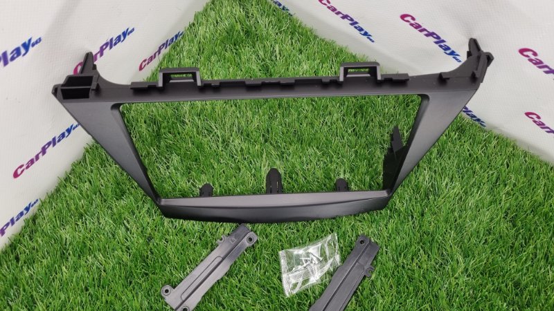 Переходная рамка магнитолы