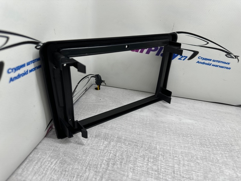 Переходная рамка магнитолы