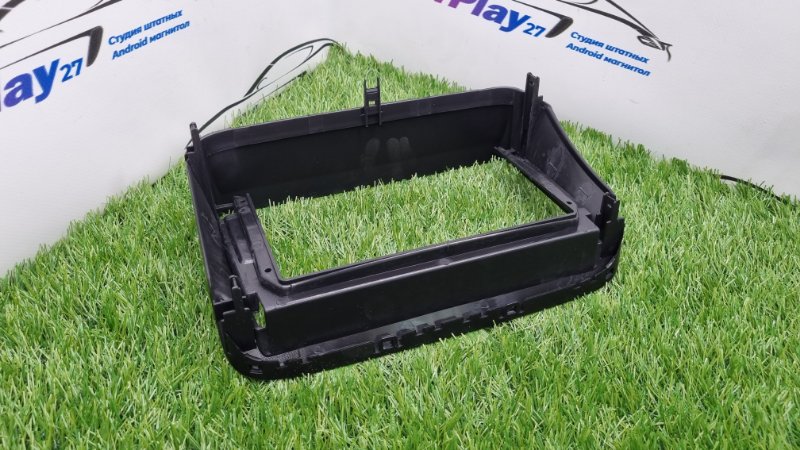 Переходная рамка магнитолы