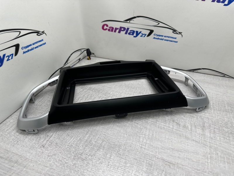 Переходная рамка магнитолы