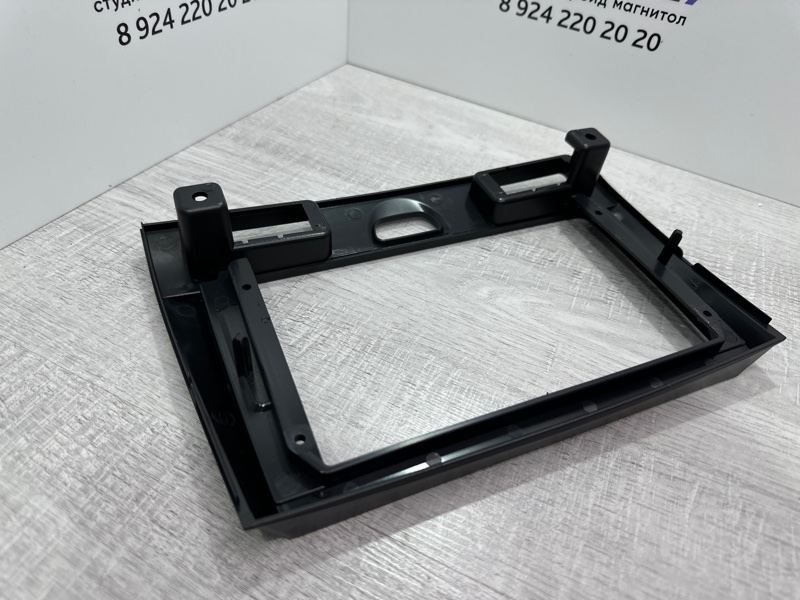 Переходная рамка магнитолы