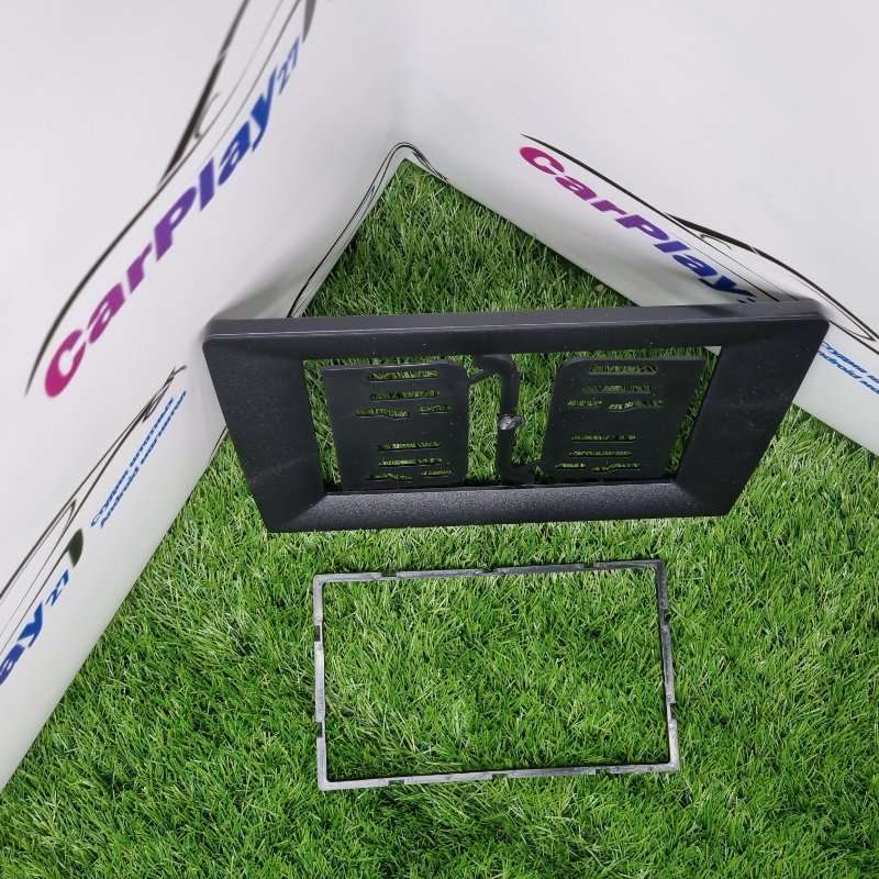 Переходная рамка магнитолы