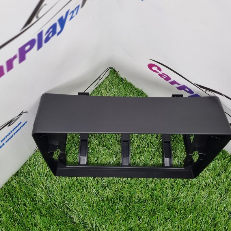 Переходная рамка магнитолы