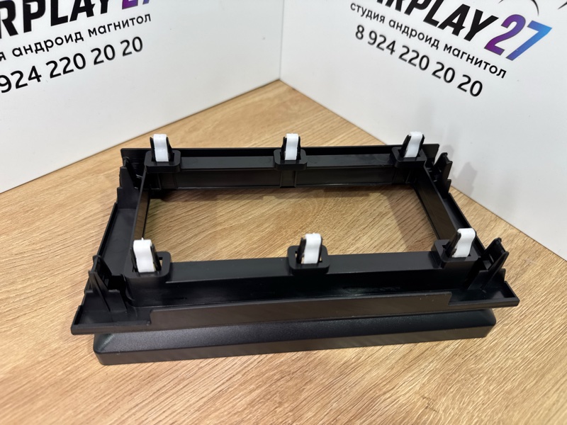 Переходная рамка магнитолы