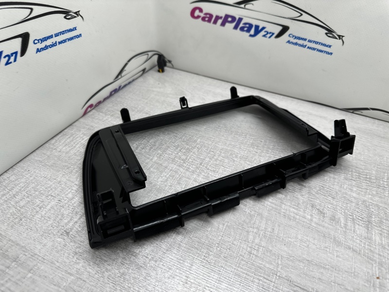 Переходная рамка магнитолы