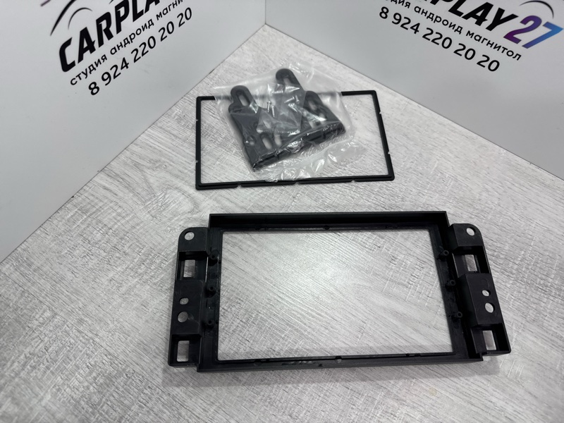 Переходная рамка магнитолы