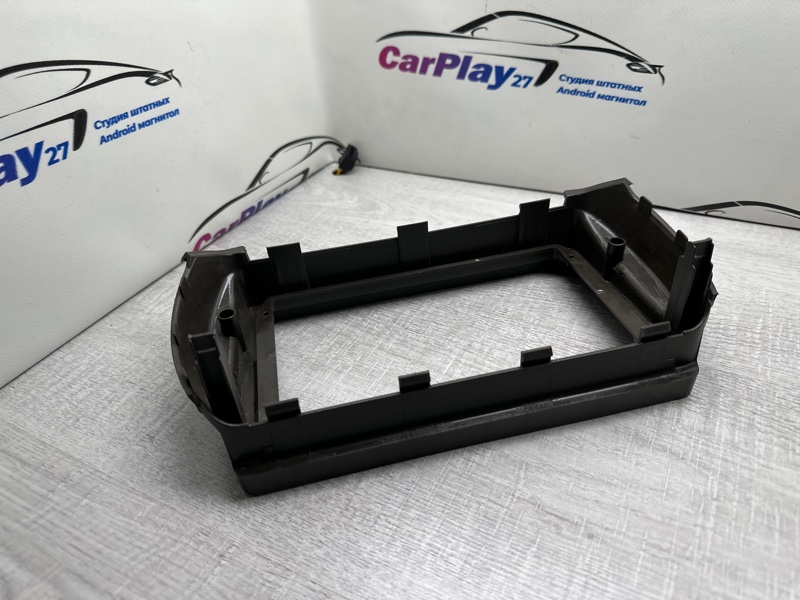 Переходная рамка магнитолы