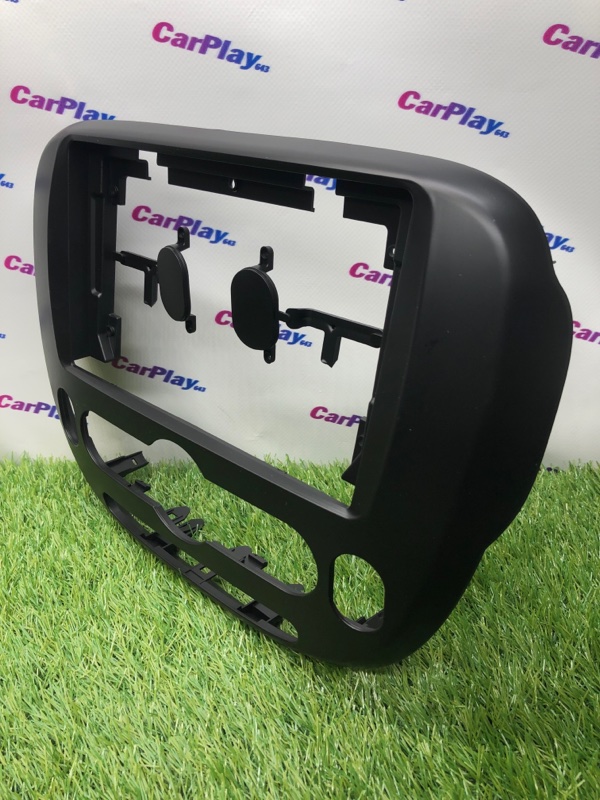 Переходная рамка магнитолы