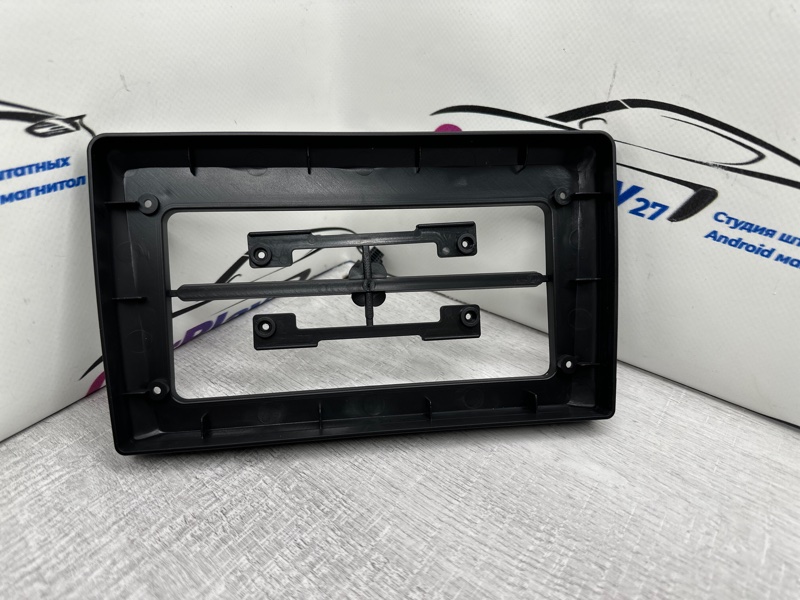 Переходная рамка магнитолы