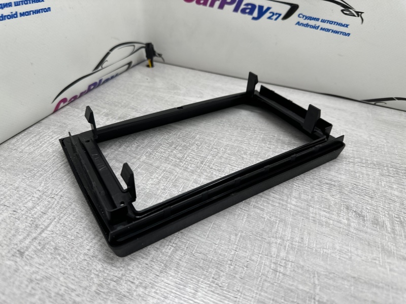 Переходная рамка магнитолы