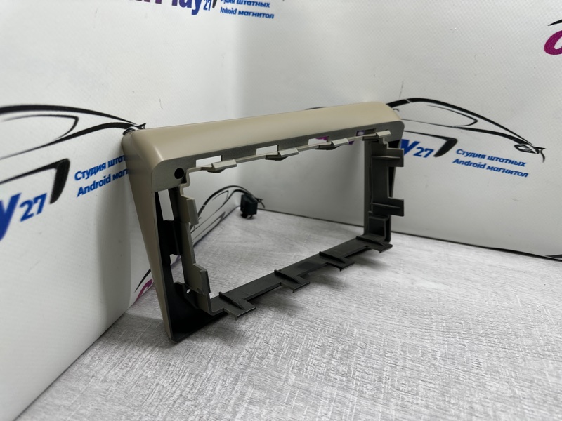 Магнитола штатная Toyota Sienta 2003