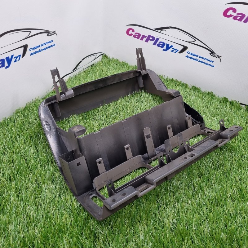 Переходная рамка магнитолы