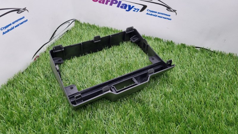 Переходная рамка магнитолы