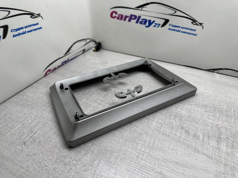 Переходная рамка магнитолы