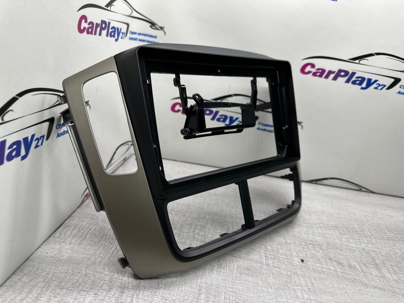 Переходная рамка магнитолы