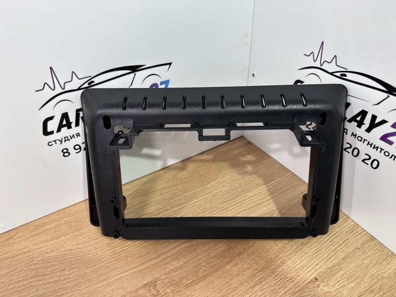 Переходная рамка магнитолы