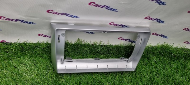 Переходная рамка магнитолы