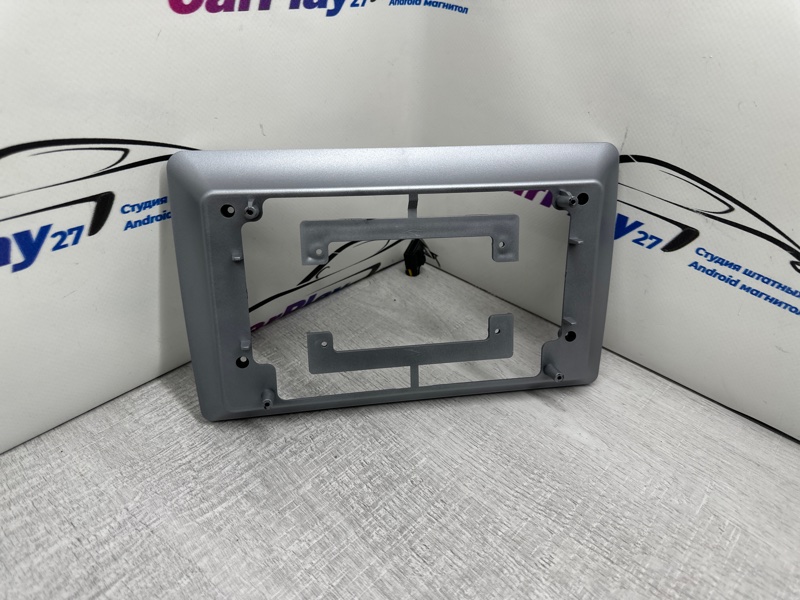 Переходная рамка магнитолы