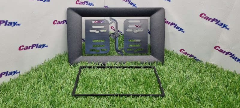 Переходная рамка магнитолы